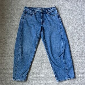 Women’s Barrel Blue Jeans
